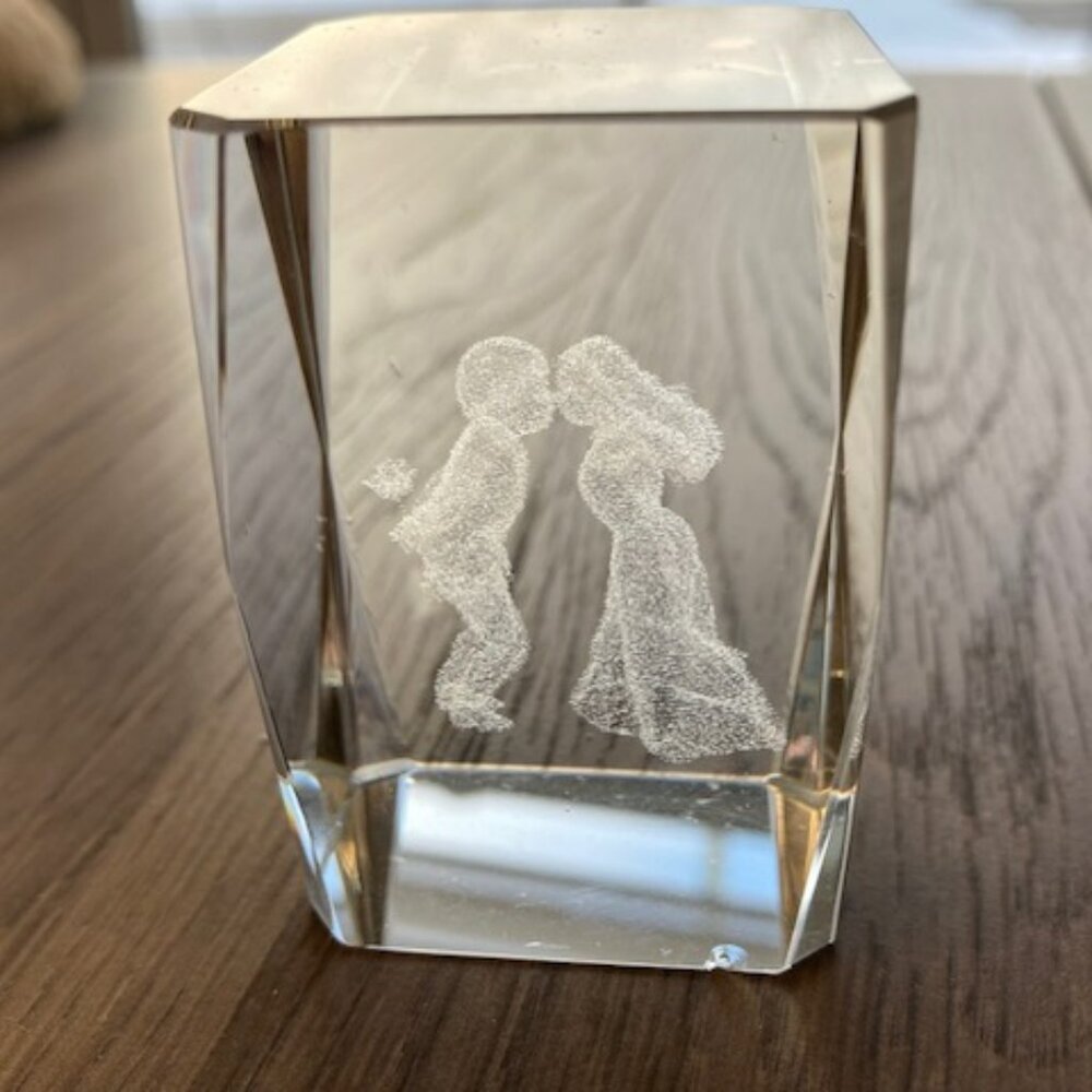 3D Laser Etched Crystal Glass Paperweight Love Wedding Bride & Groom Marriage-NE